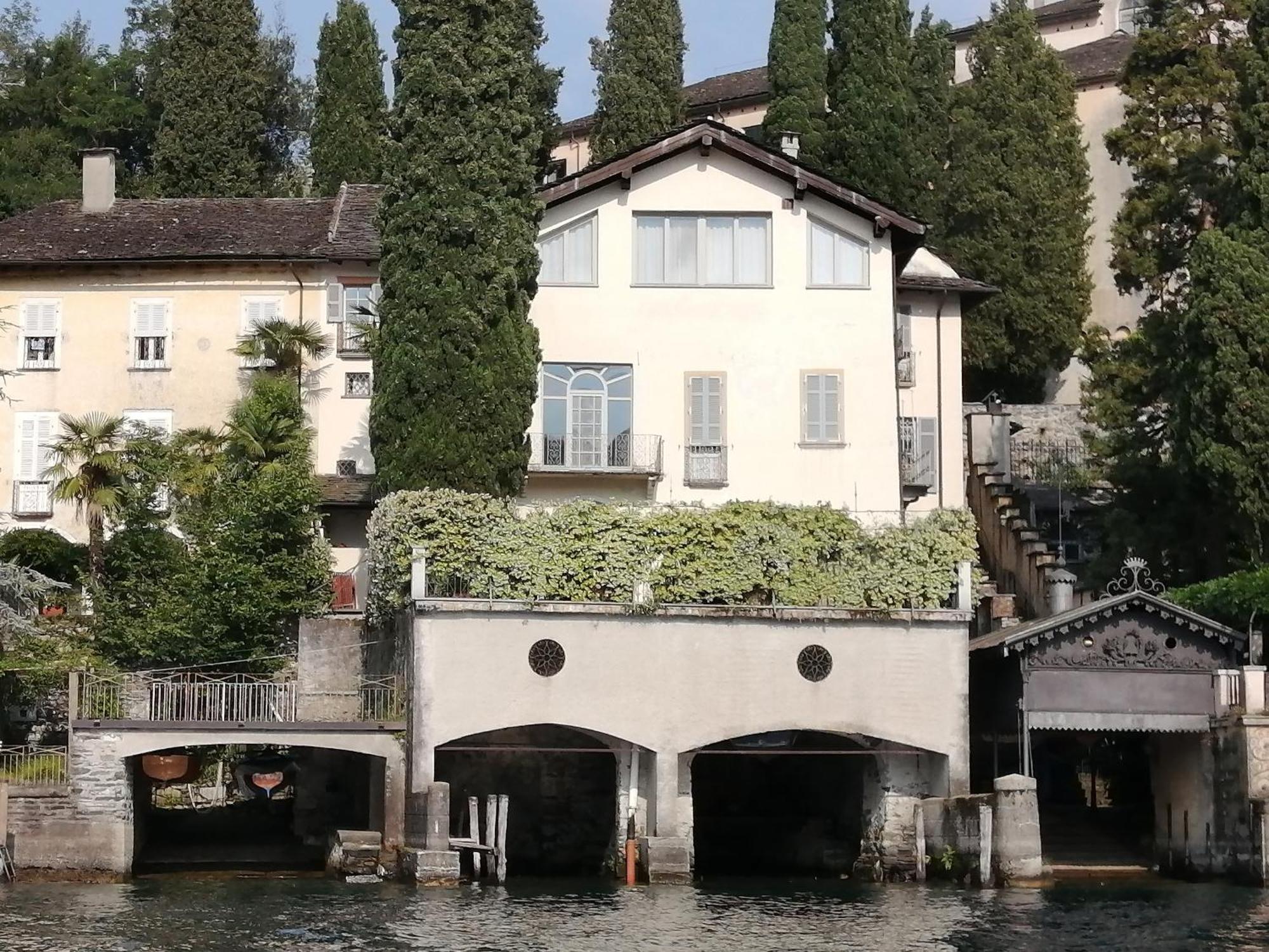Il Sasso Appartamento Orta San Giulio Cameră foto